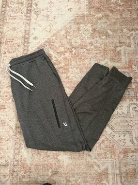 Vuori Dark Gray Tech Sweatpants with Drawstring